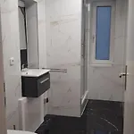 Moeblierte 2-zimmer-wohnung *