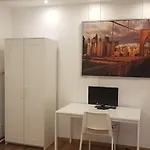 Moeblierte 2-zimmer-wohnung * Mönchengladbach