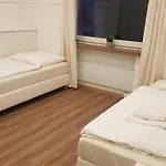 Lägenhet Moeblierte 2-zimmer-wohnung *