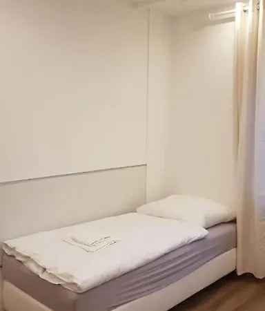 Apartmán Frisch Renovierte 2-zimmer-wohnung Mönchengladbach