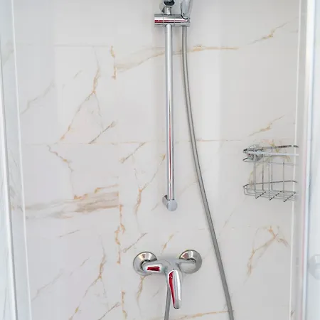 Frisch Renovierte 2-zimmer-wohnung Apartmán Mönchengladbach