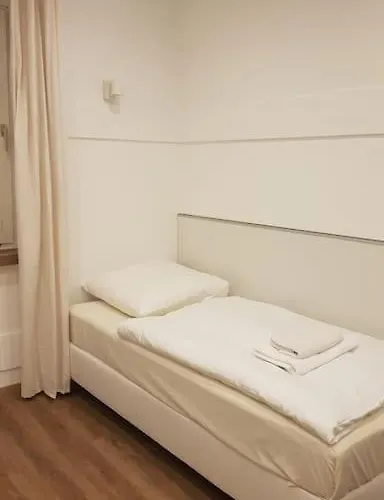 Appartement Frisch Renovierte 2-zimmer-wohnung *