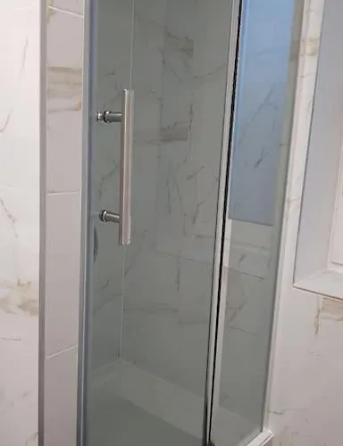 Frisch Renovierte 2-zimmer-wohnung Appartement