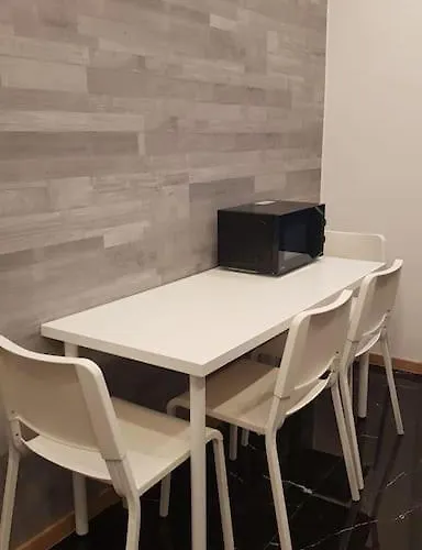 Appartement Frisch Renovierte 2-zimmer-wohnung *