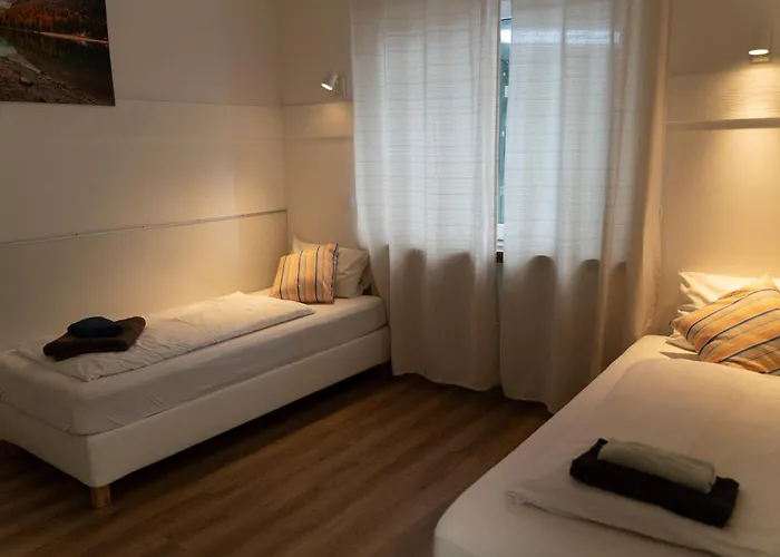 Frisch Renovierte 2-zimmer-wohnung Appartement Mönchengladbach