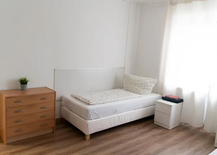Appartement Frisch Renovierte 2-zimmer-wohnung *