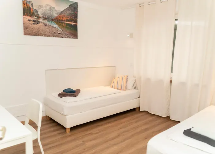 Frisch Renovierte 2-zimmer-wohnung * Mönchengladbach