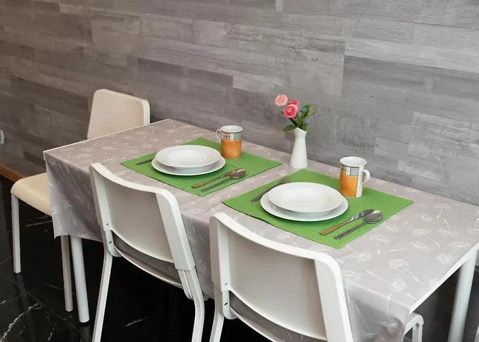 Frisch Renovierte 2-zimmer-wohnung Appartement Mönchengladbach